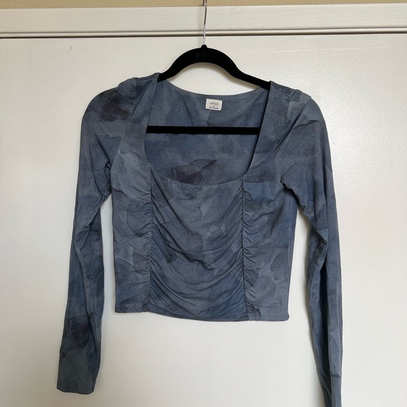 Aritzia Floral Top - Picture 2 of 4